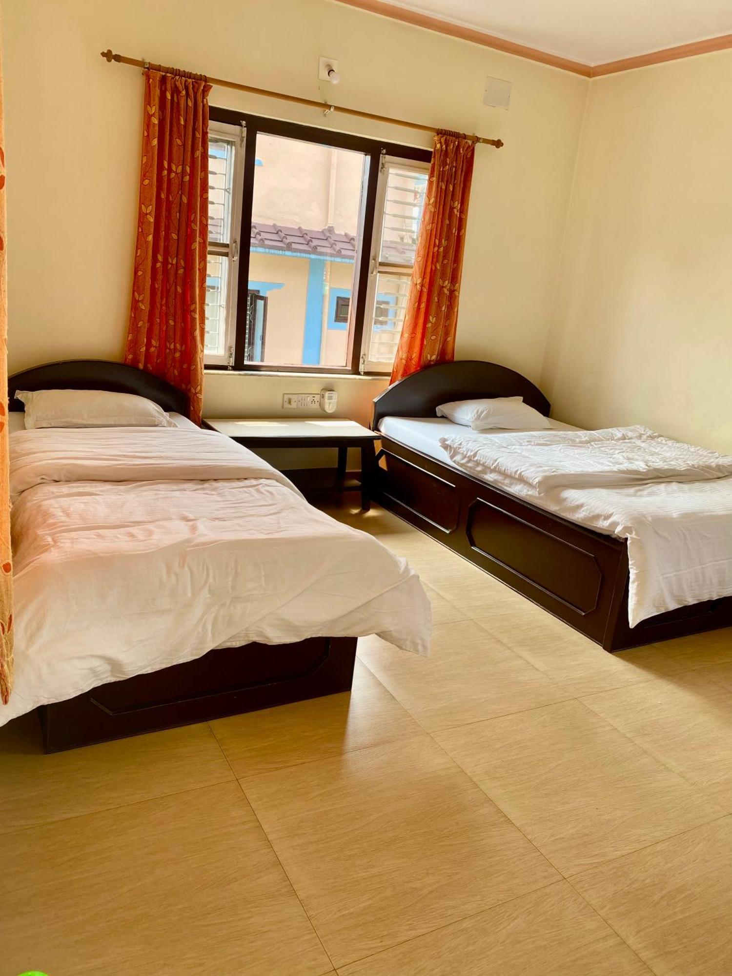 Hotel K2 Pokhara Exterior foto