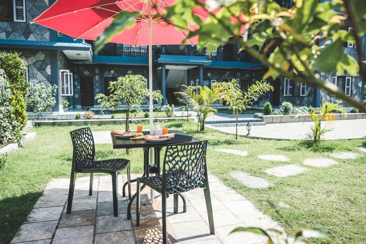 Hotel K2 Pokhara Exterior foto