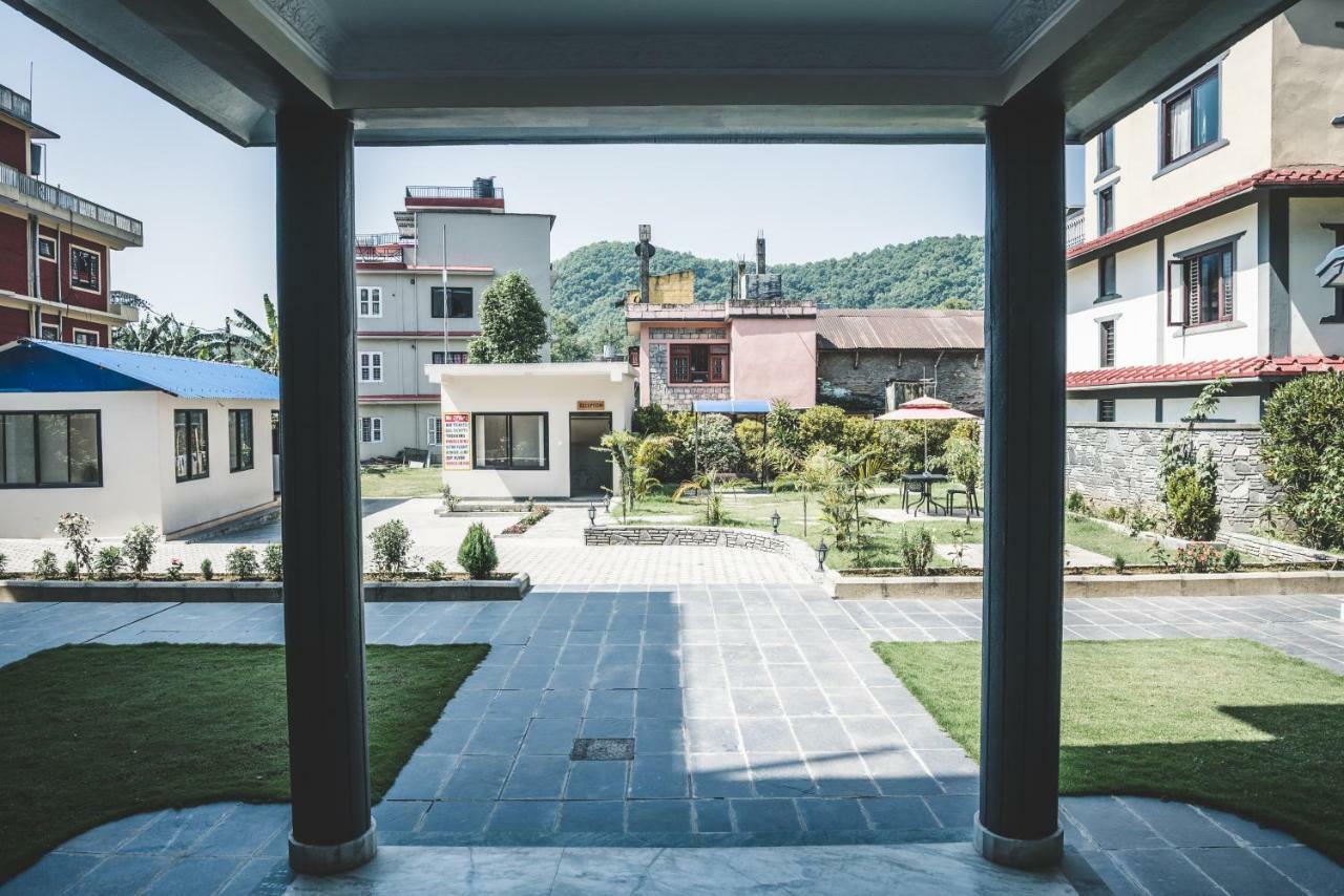 Hotel K2 Pokhara Exterior foto